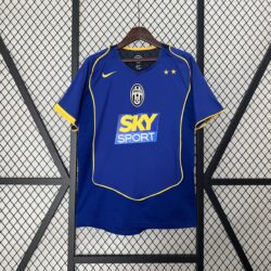 Juventus 04-05 Away