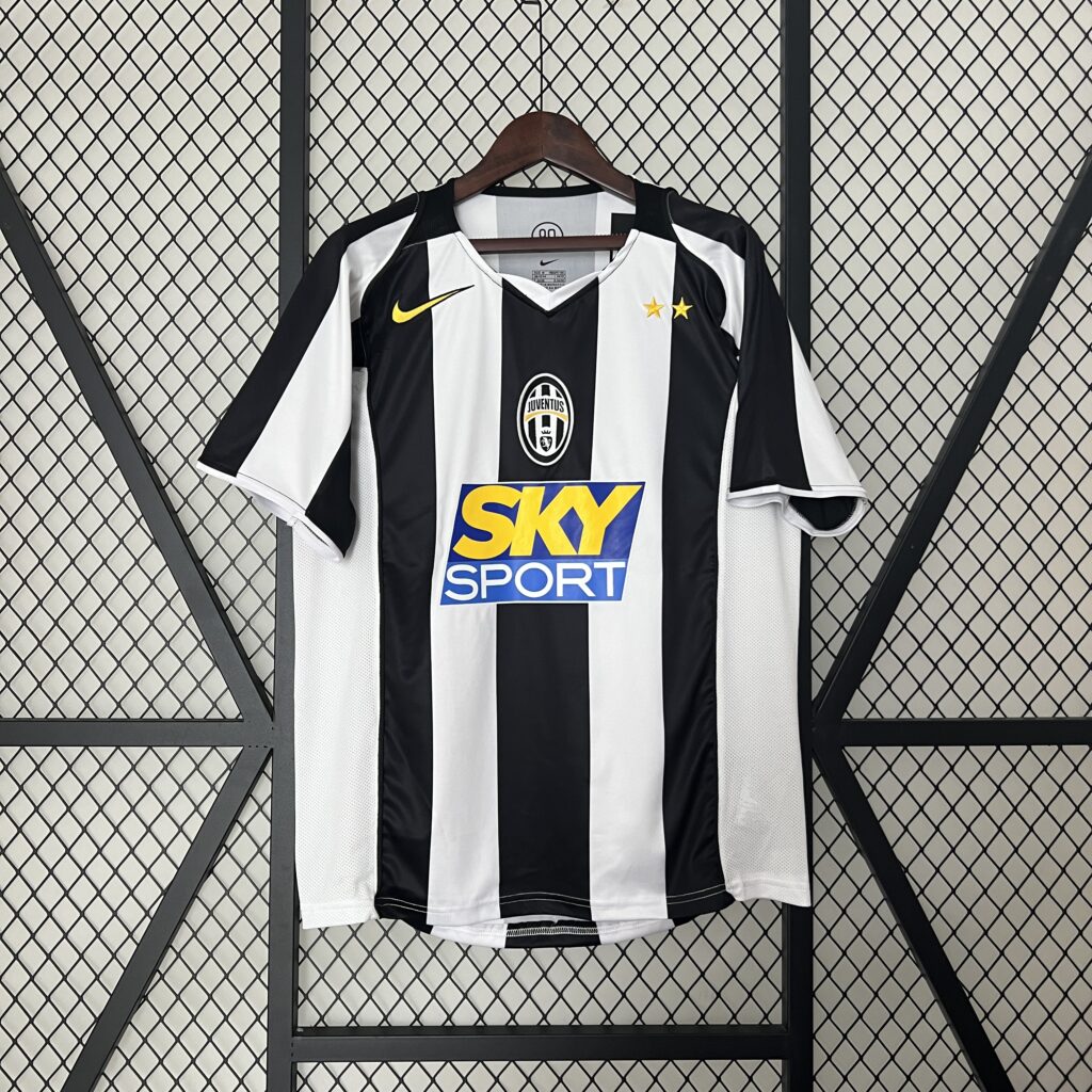 Juventus 04-05 Home