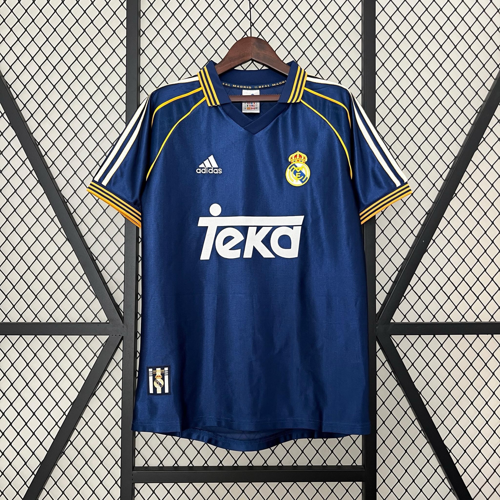 REAL MADRID 1998-1999 THIRD JERSEY