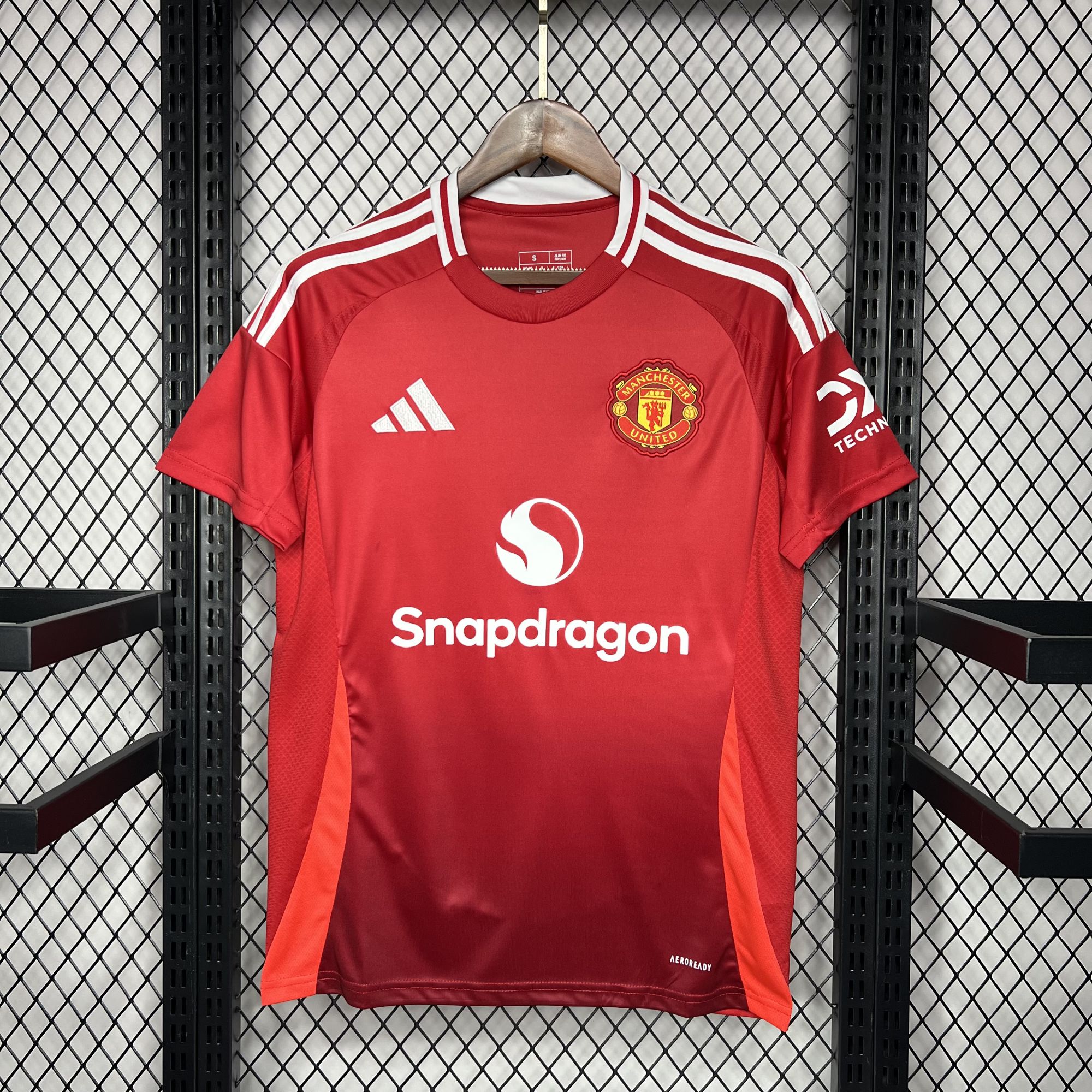 Manchester United 2024-25 Home Jersey Manchester United 2024-25 Home Jersey