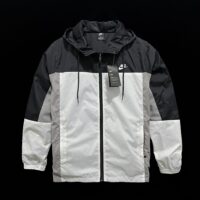 P30 Windbreaker Nike Black and White