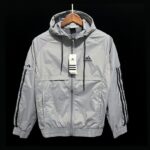 P30 Windbreaker Adidas Gray