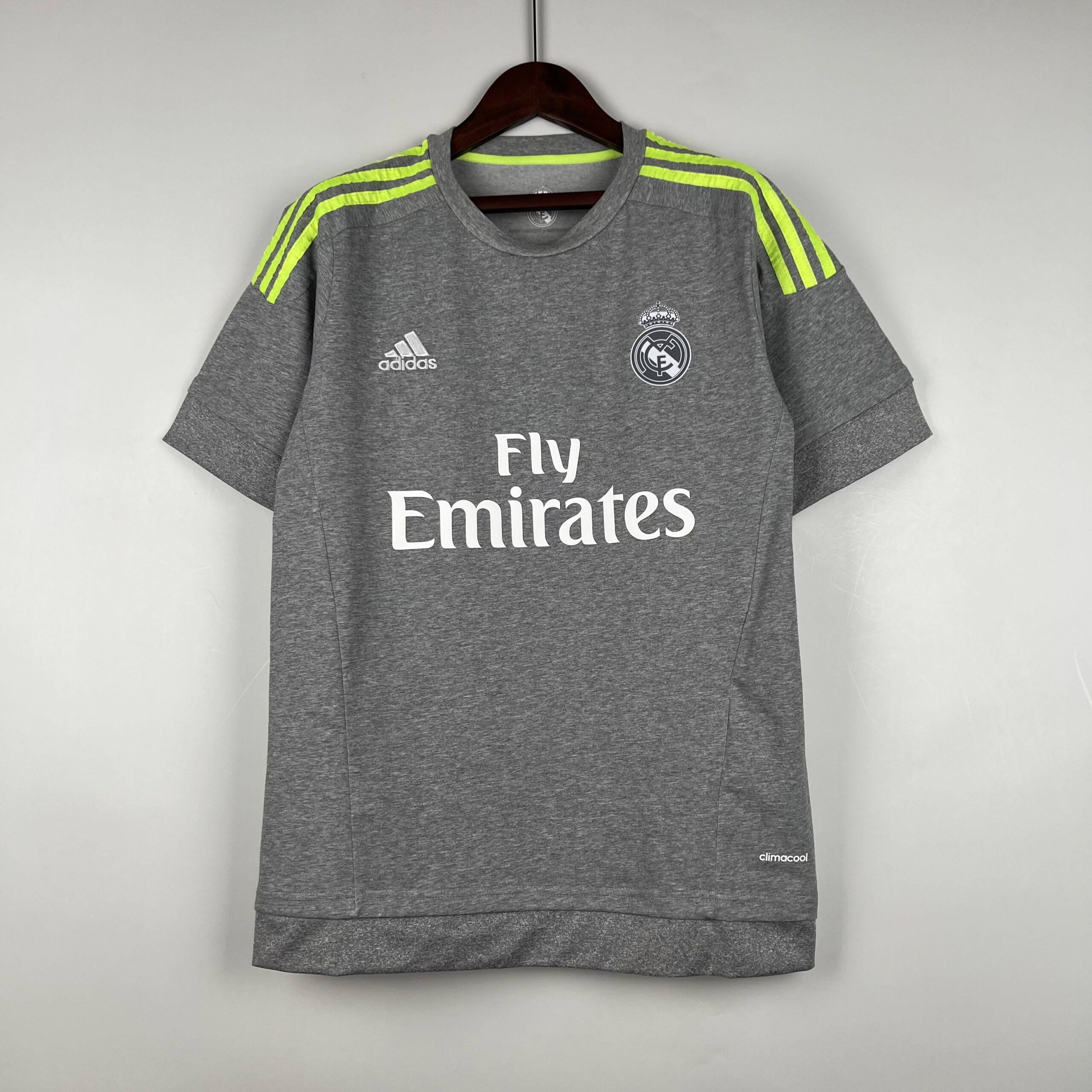 Real Madrid 15-16 Away