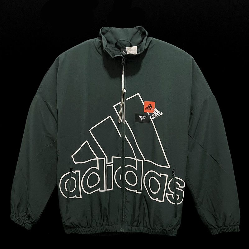 P30 Windbreaker Adidas dark green