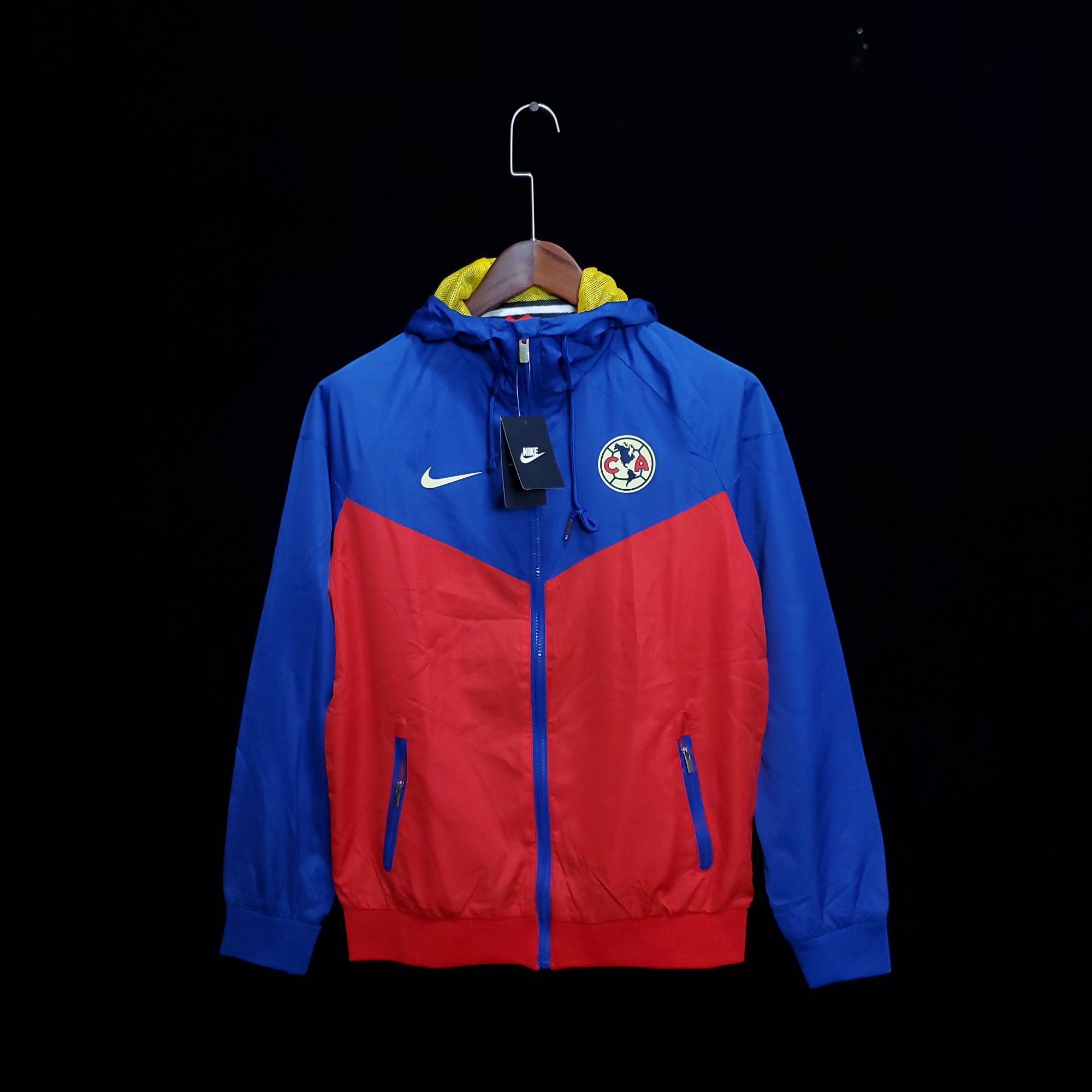 Windbreaker Americas