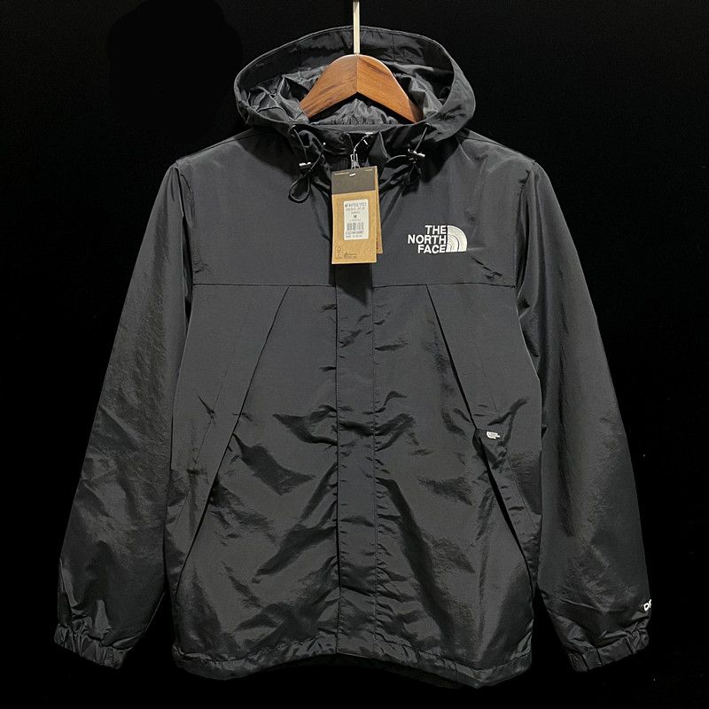 P30 Windbreaker TNF black P30 Windbreaker TNF black