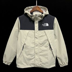P30 Windbreaker TNF grass green