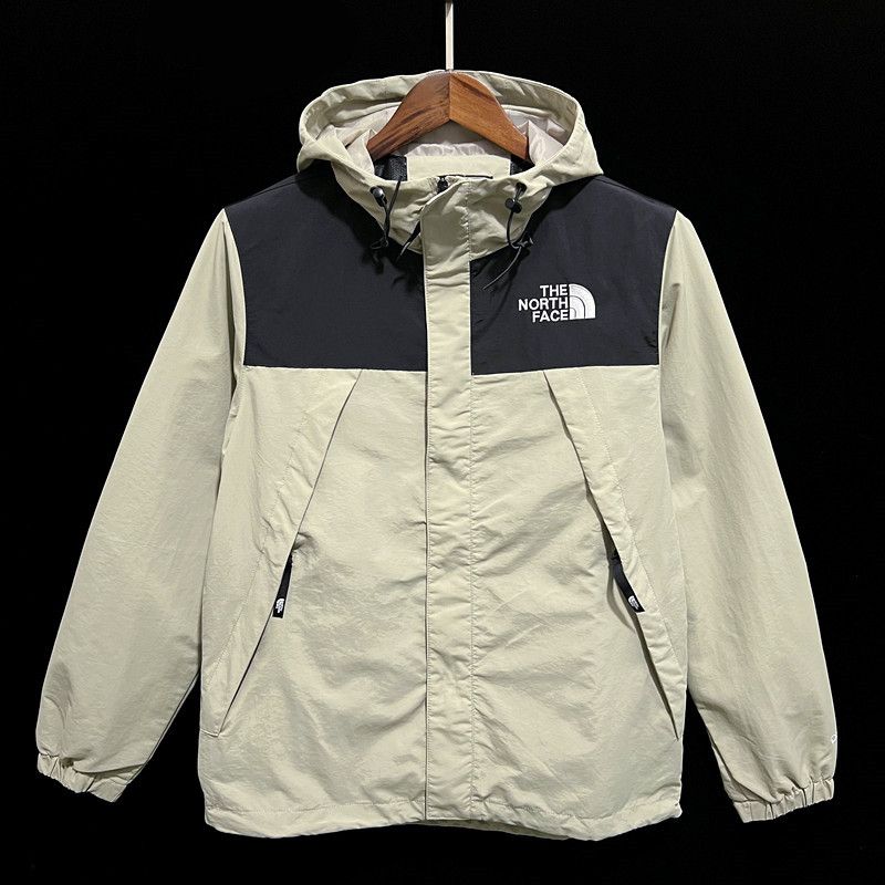 P30 Windbreaker TNF grass green