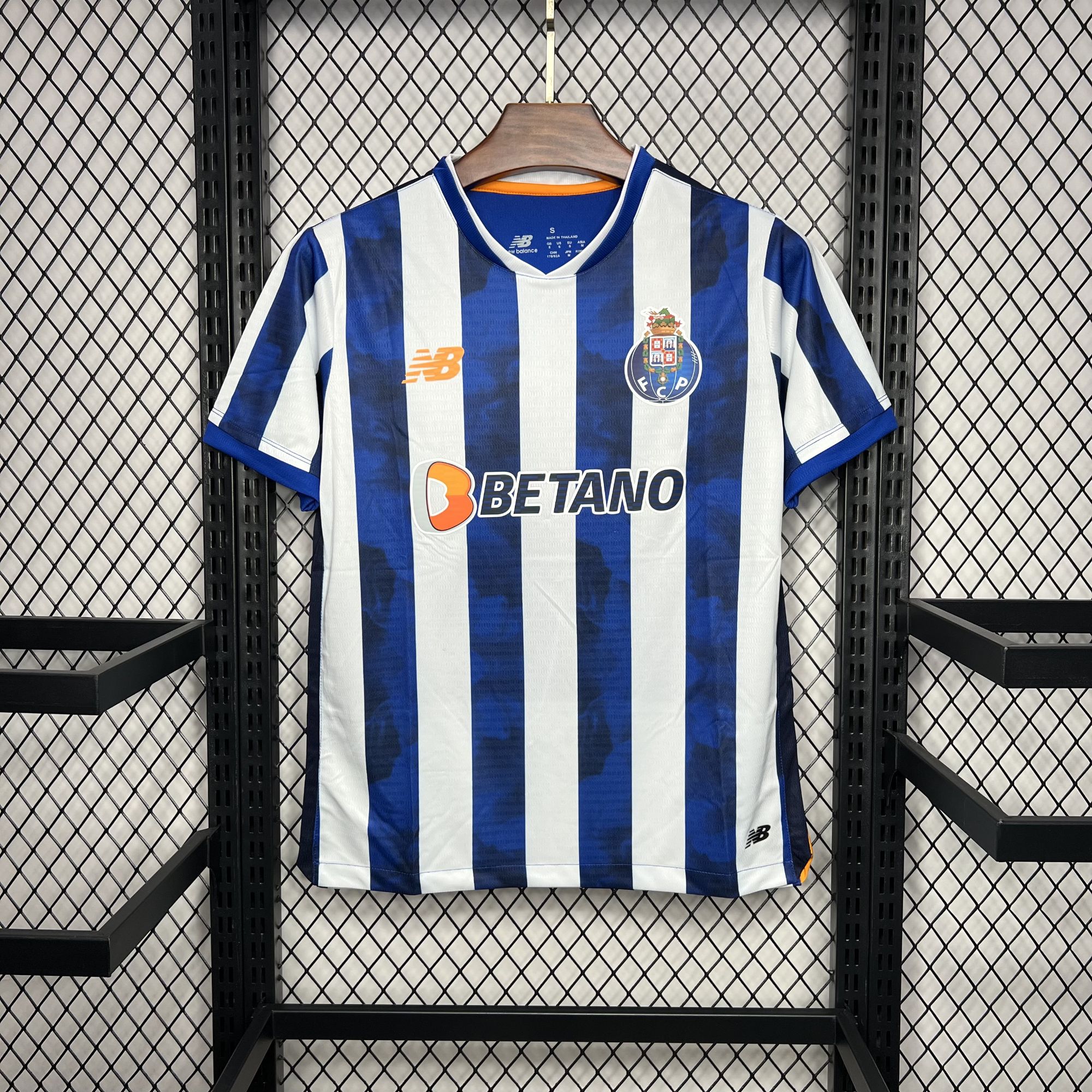 FC Porto 2024-25 Home Jersey FC Porto 2024-25 Home Jersey