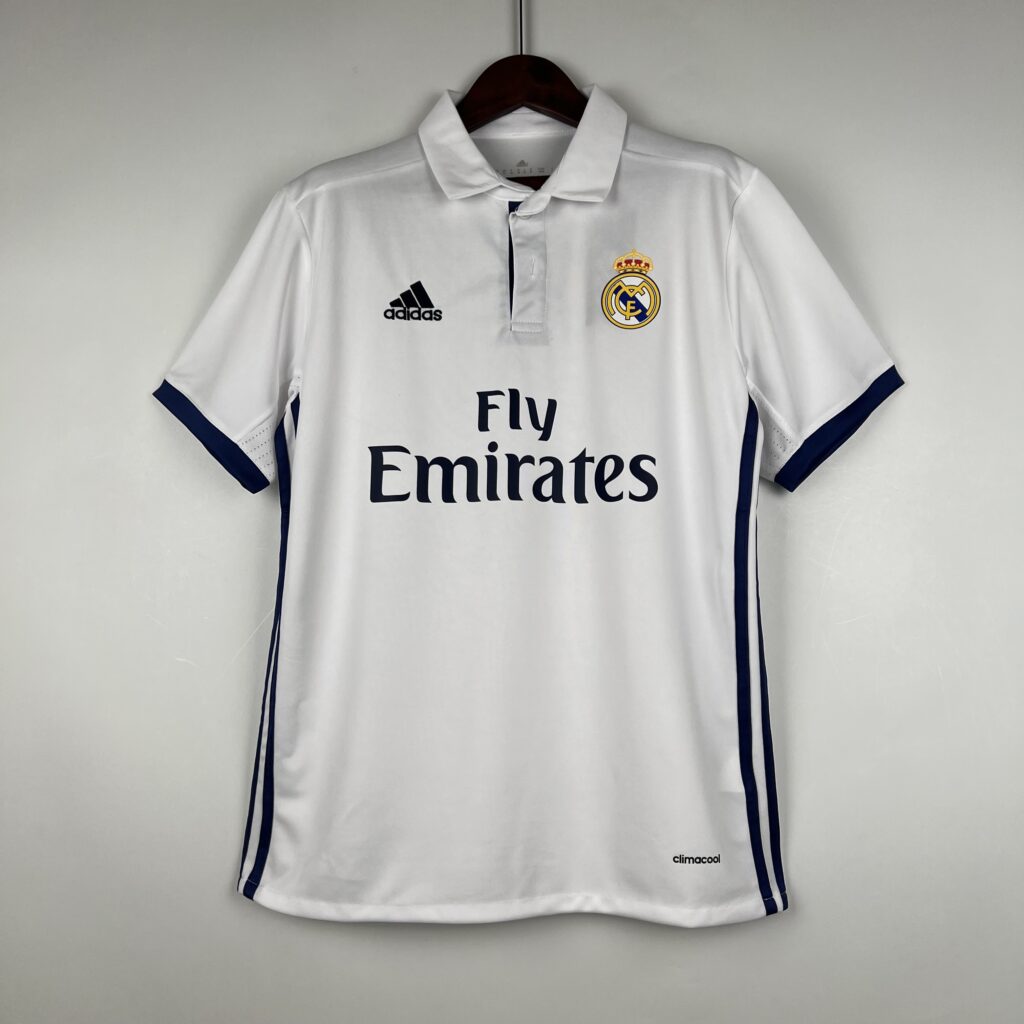 Real Madrid 16-17 Home