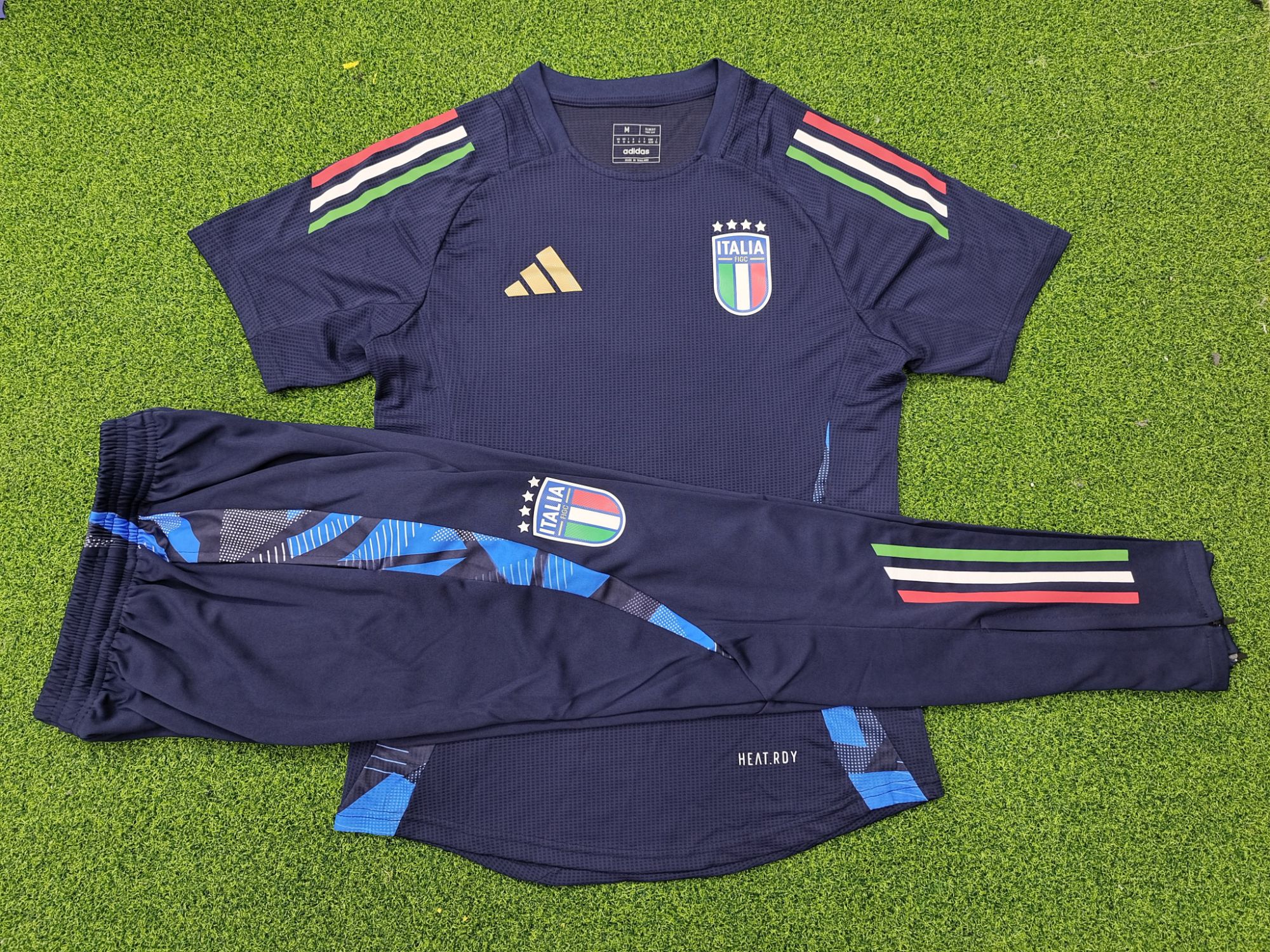 player version 24-25 Italy blue training set player version 24-25 Italy blue training set