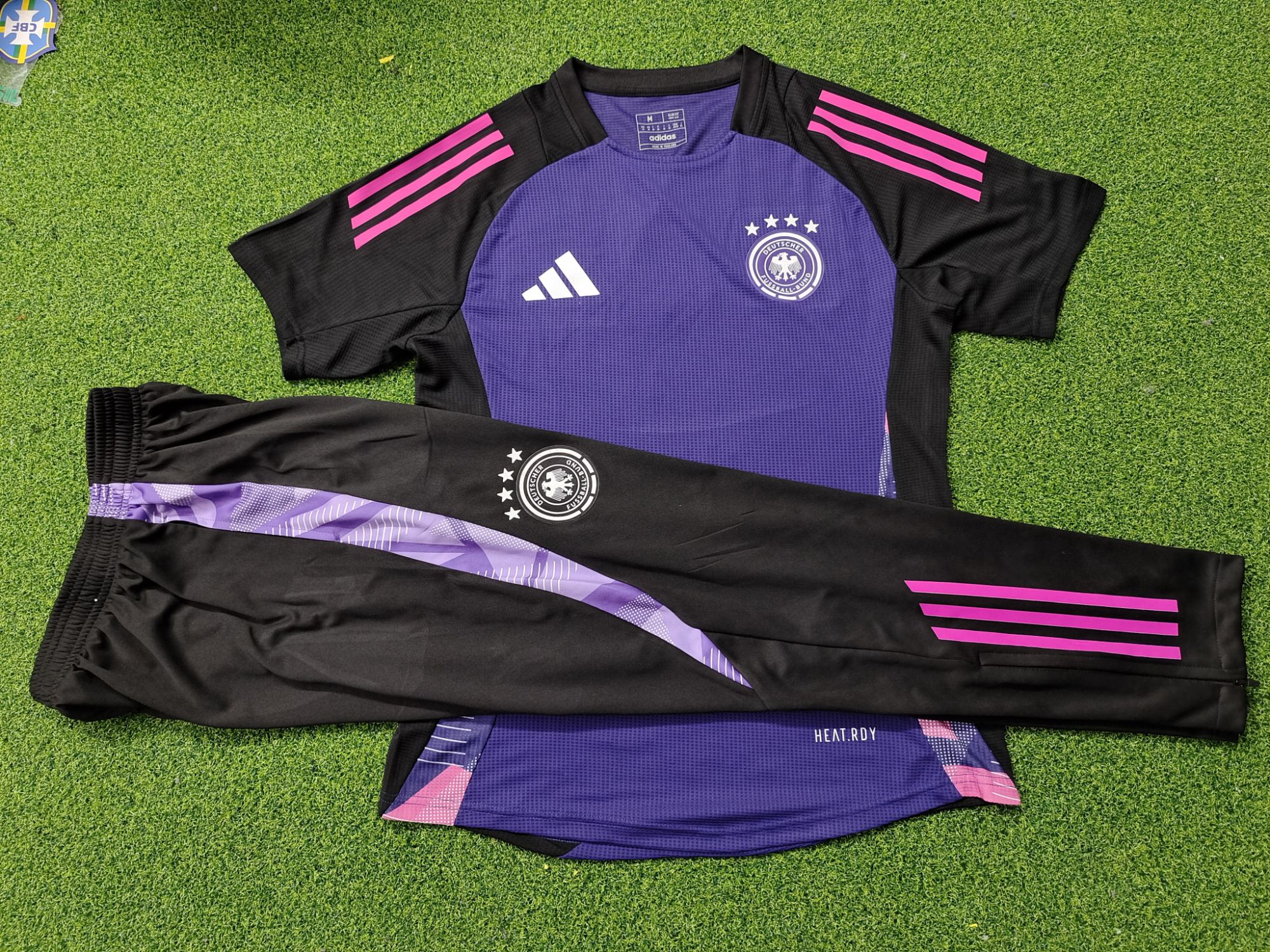 player version 24-25 Germany purple training set