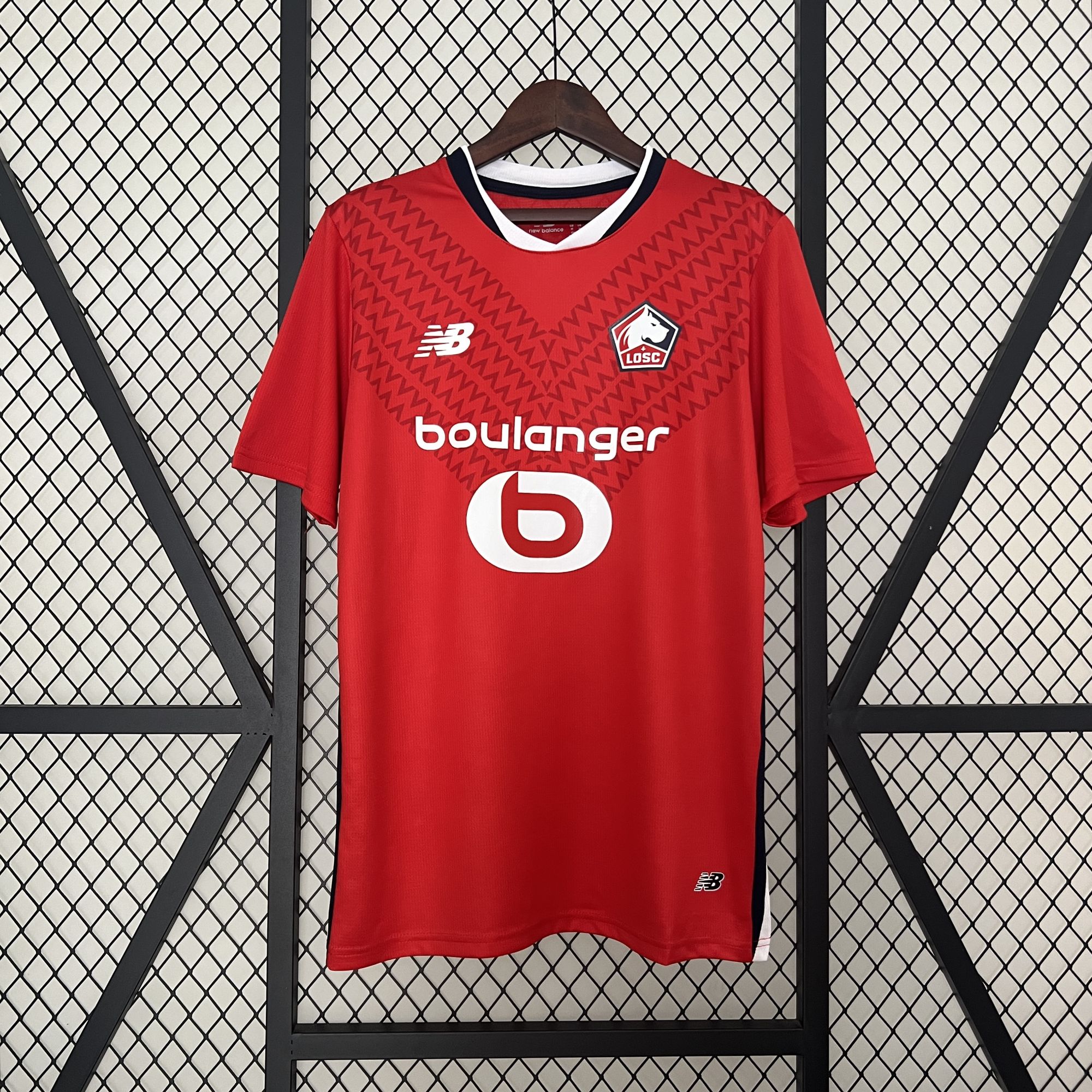 24-25 Lille Home