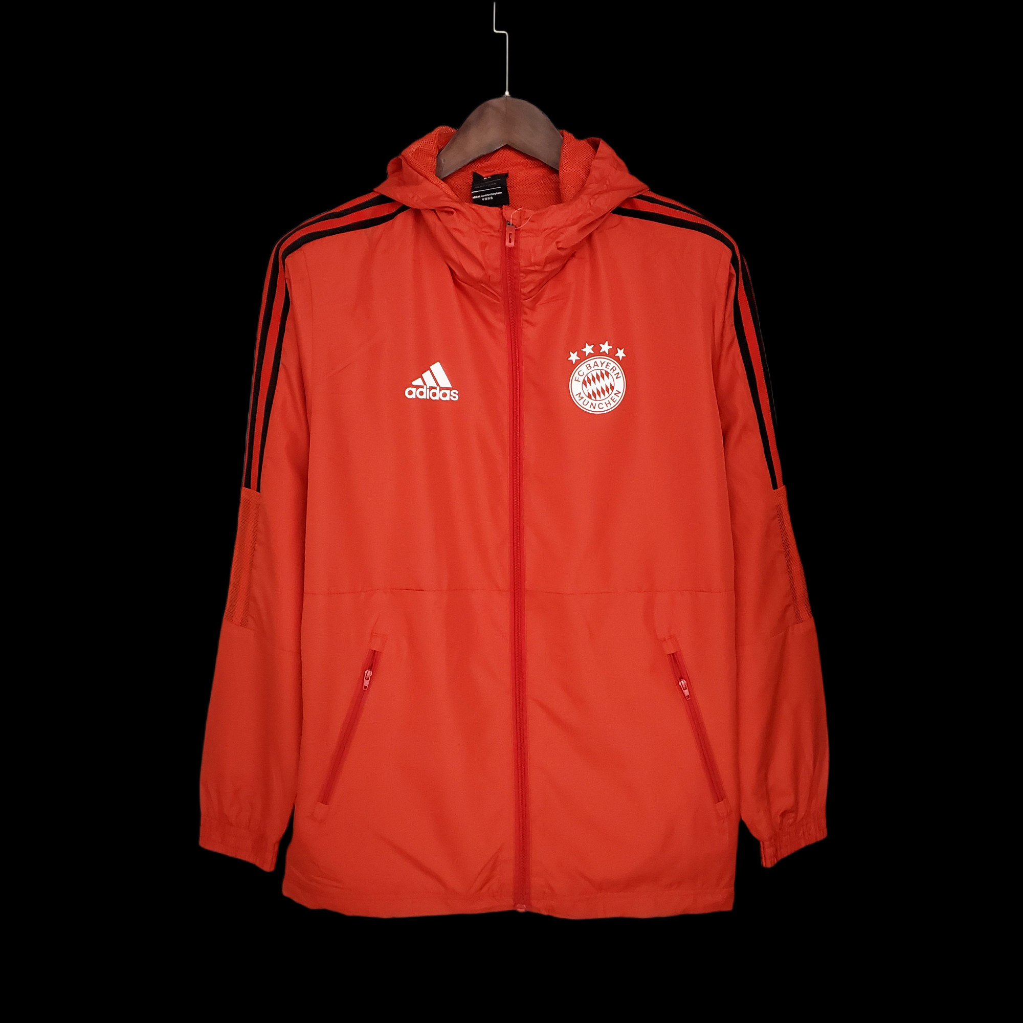21-22 Windbreaker Bayern Red