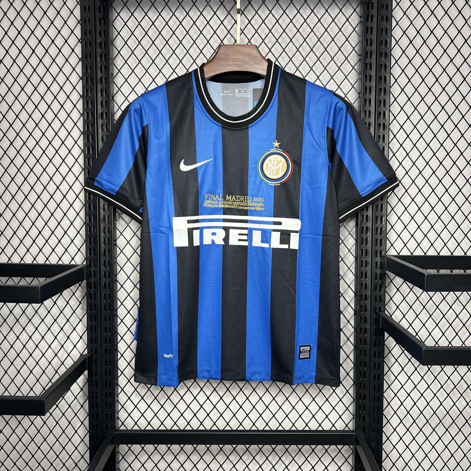 Inter Milan 2009-10 Home Retro Jersey