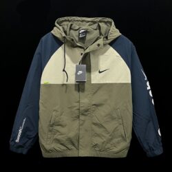 P30 Windbreaker Nike Army Green