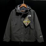 P45 Windbreaker TNF Black