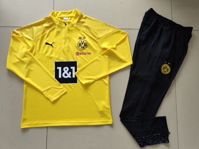23-24 Dortmund yellow Sweater tracksuit set 23-24 Dortmund yellow Sweater tracksuit set