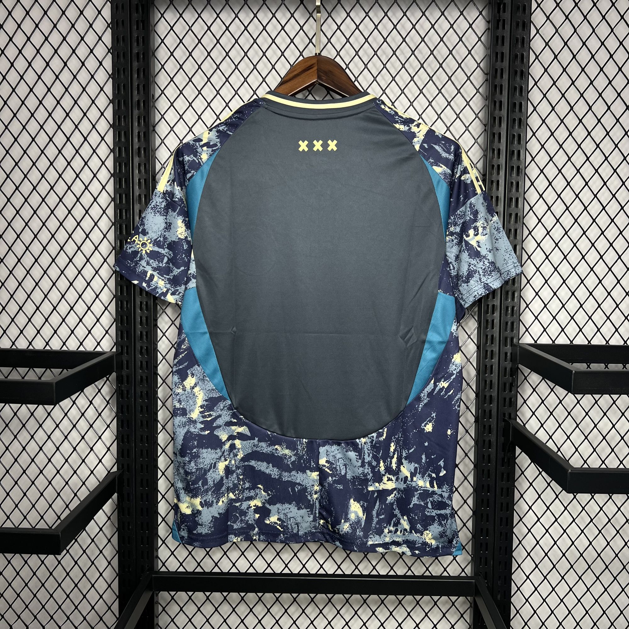 725dd2165902275774925352965