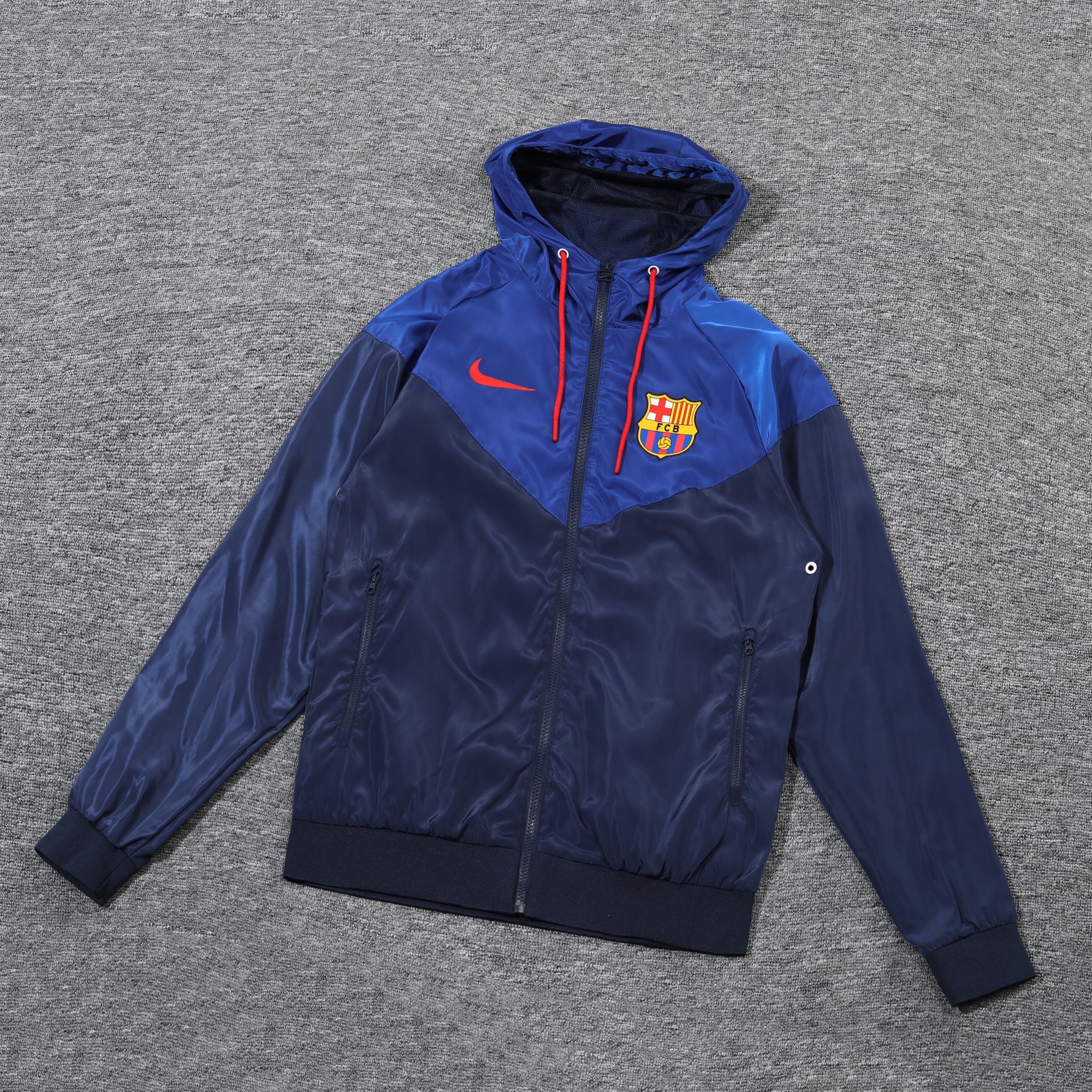 Barcelona trench coat Barcelona trench coat