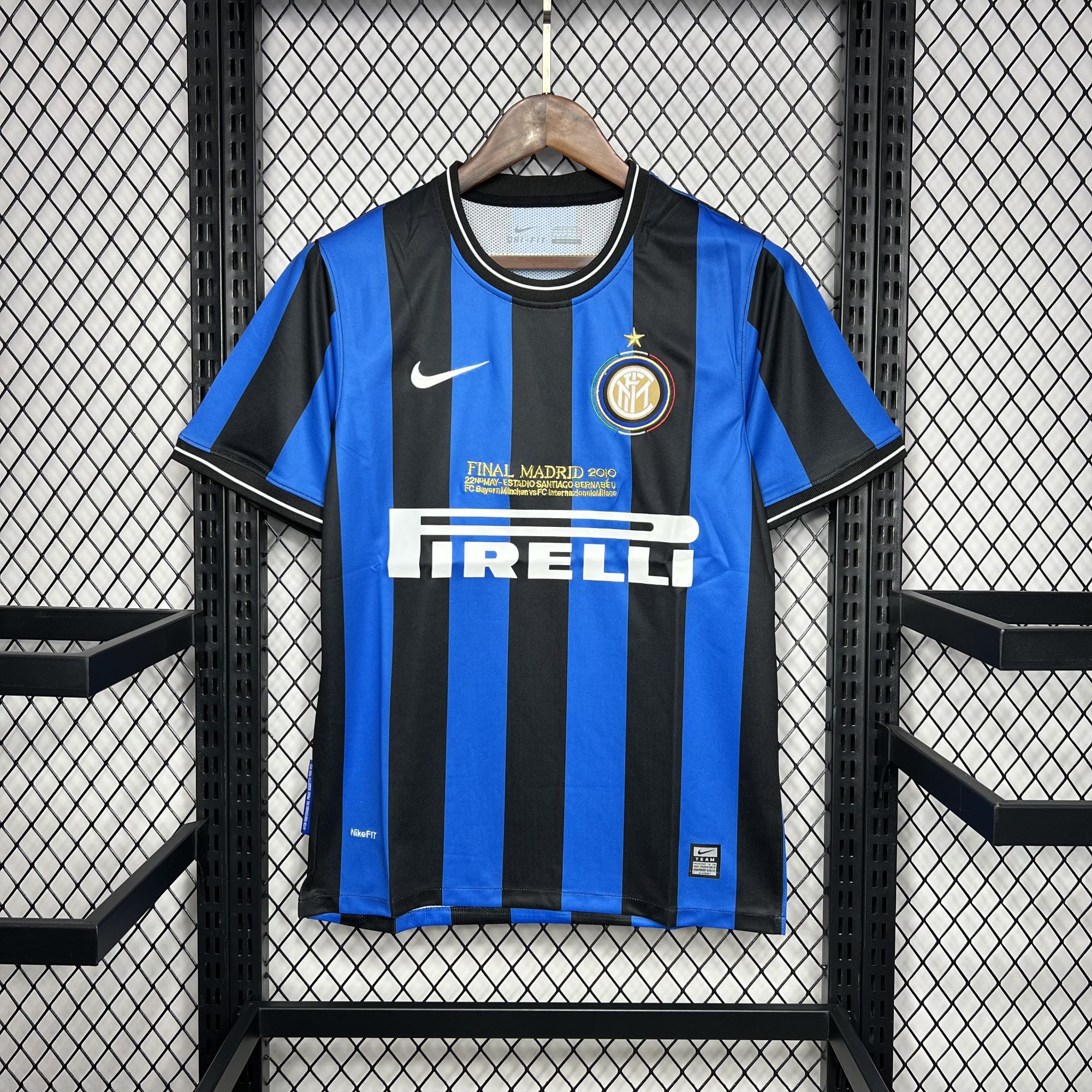 Inter Milan 2009-10 Home Retro Jersey Inter Milan 2009-10 Home Retro Jersey