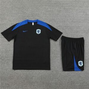 24-25 Netherlands Holland black training set