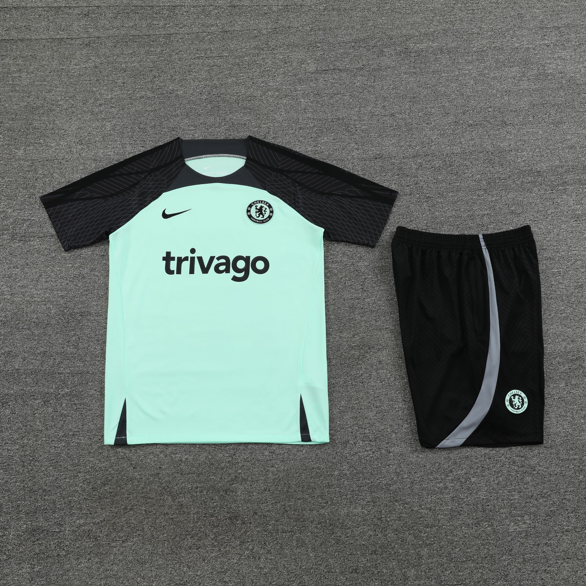 23-24 Chelsea green training set 23-24 Chelsea green training set