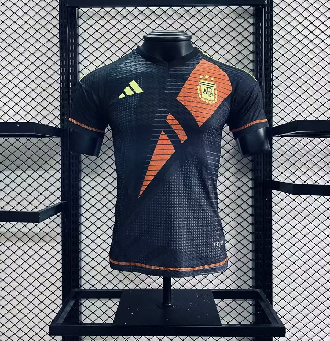 Argentina 2024-25 Goalkeeper Jersey Player Version Argentina 2024-25 Goalkeeper Jersey Player Version