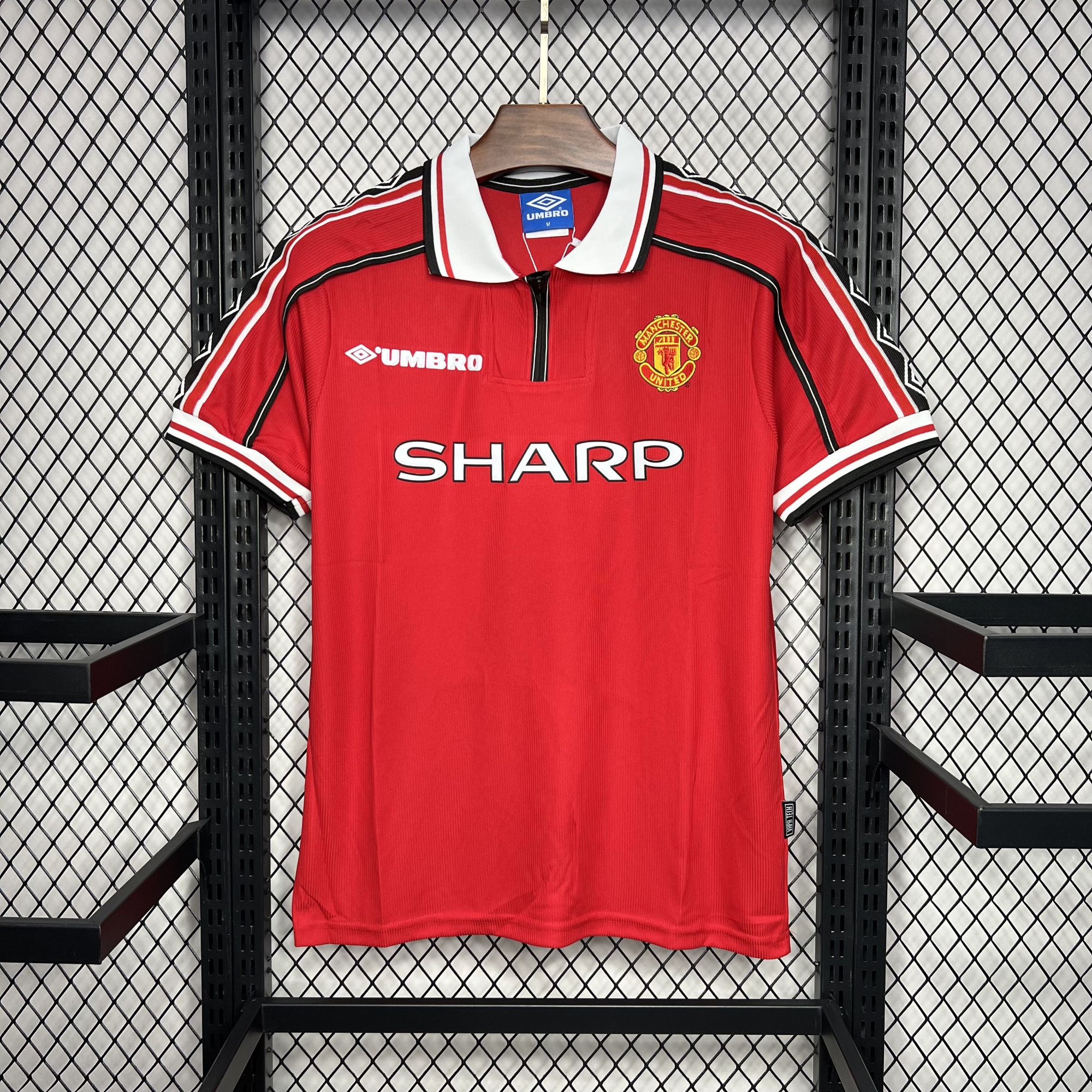 Manchester United 1998-99 Home Retro Jersey Manchester United 1998-99 Home Retro Jersey