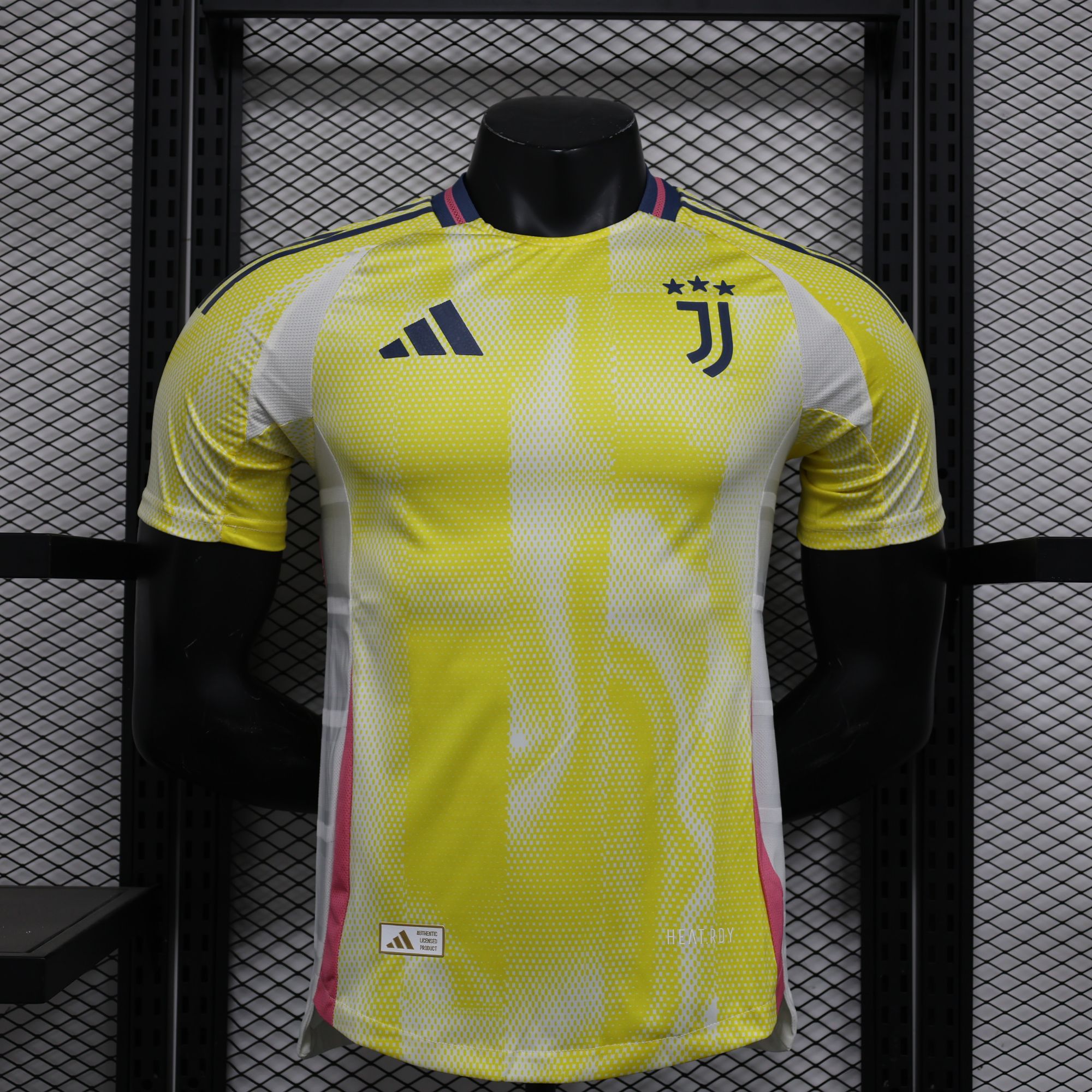 24-25 Player Juventus Away