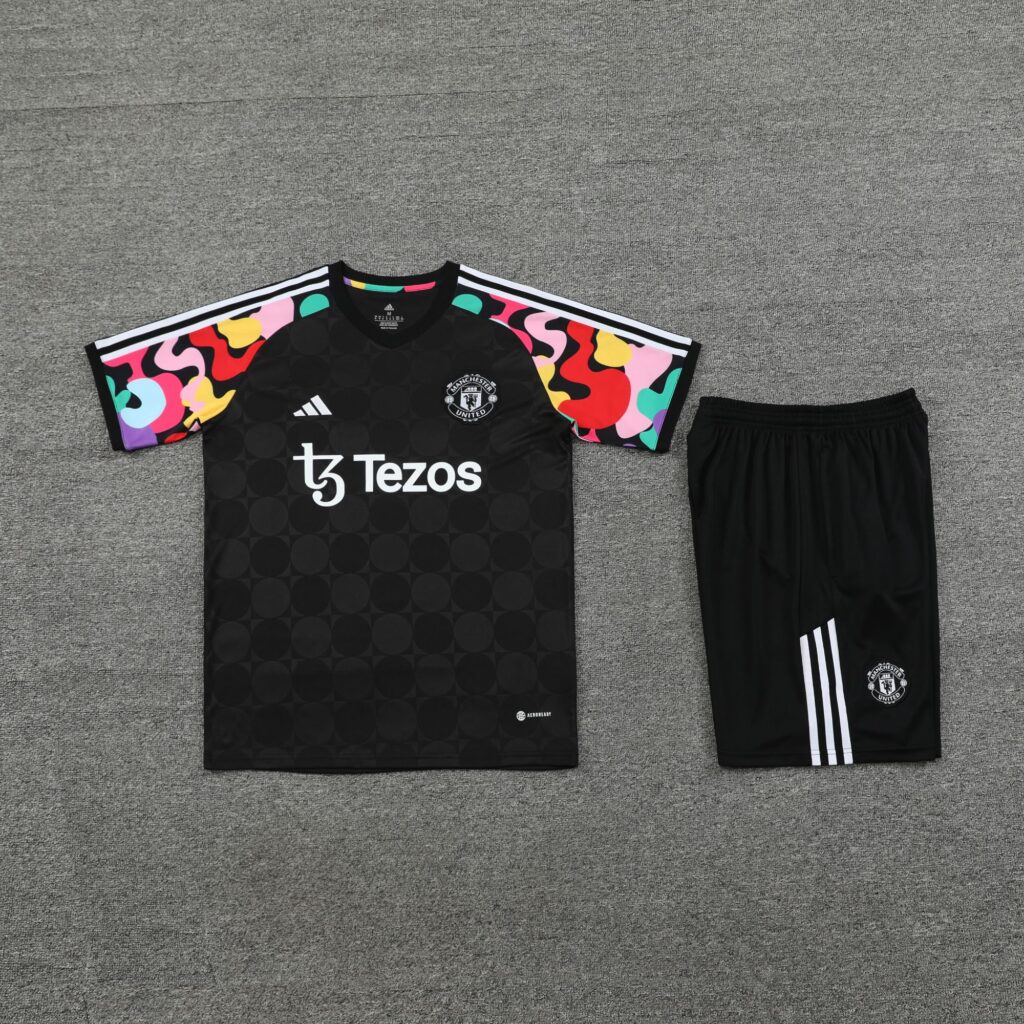 24-25 man u black training set