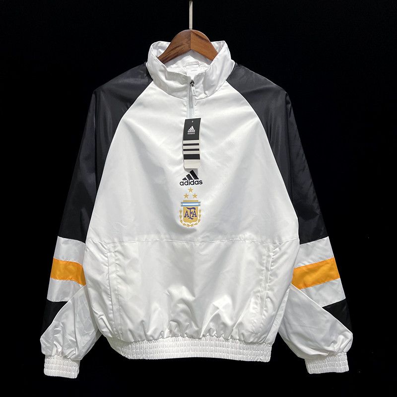 P28 Windbreaker Argentina White