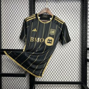 caf61bcc6776142527192508303