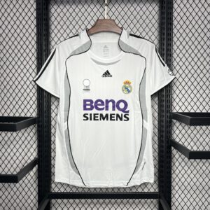 Real Madrid 2006-07 Home Retro Jersey
