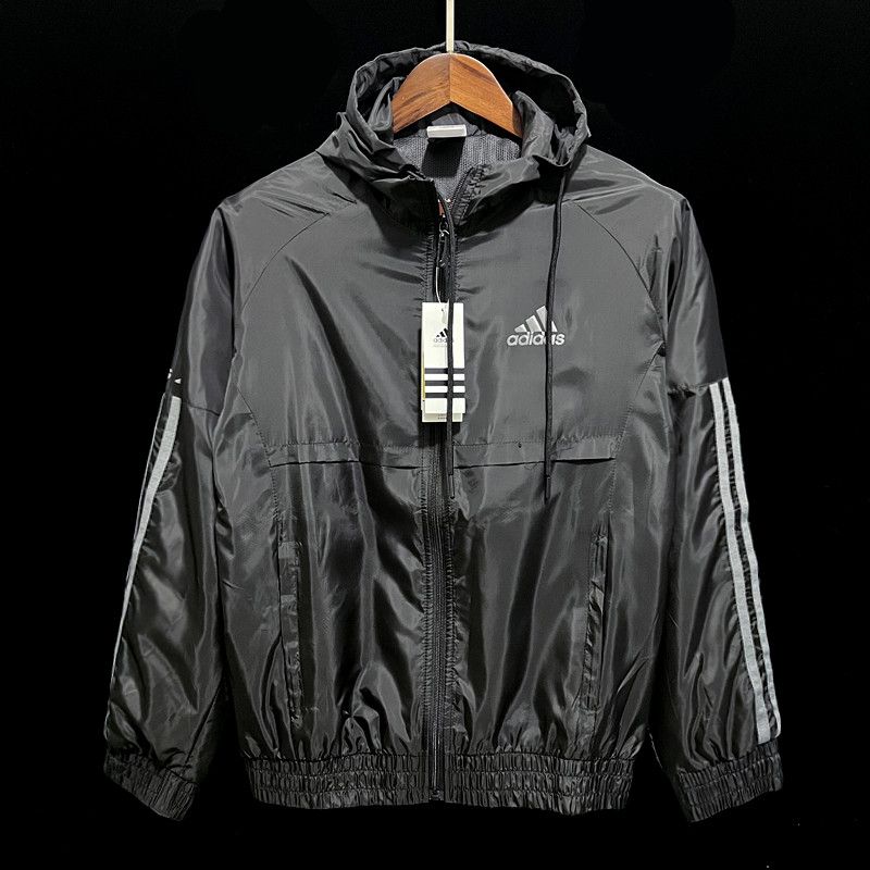 P30 Windbreaker Adidas Black