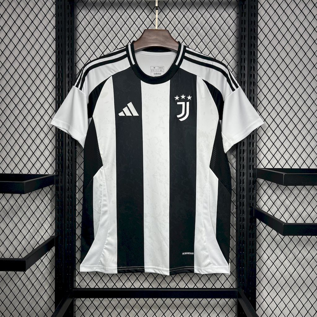 Juventus 2024-25 Home Jersey Juventus 2024-25 Home Jersey