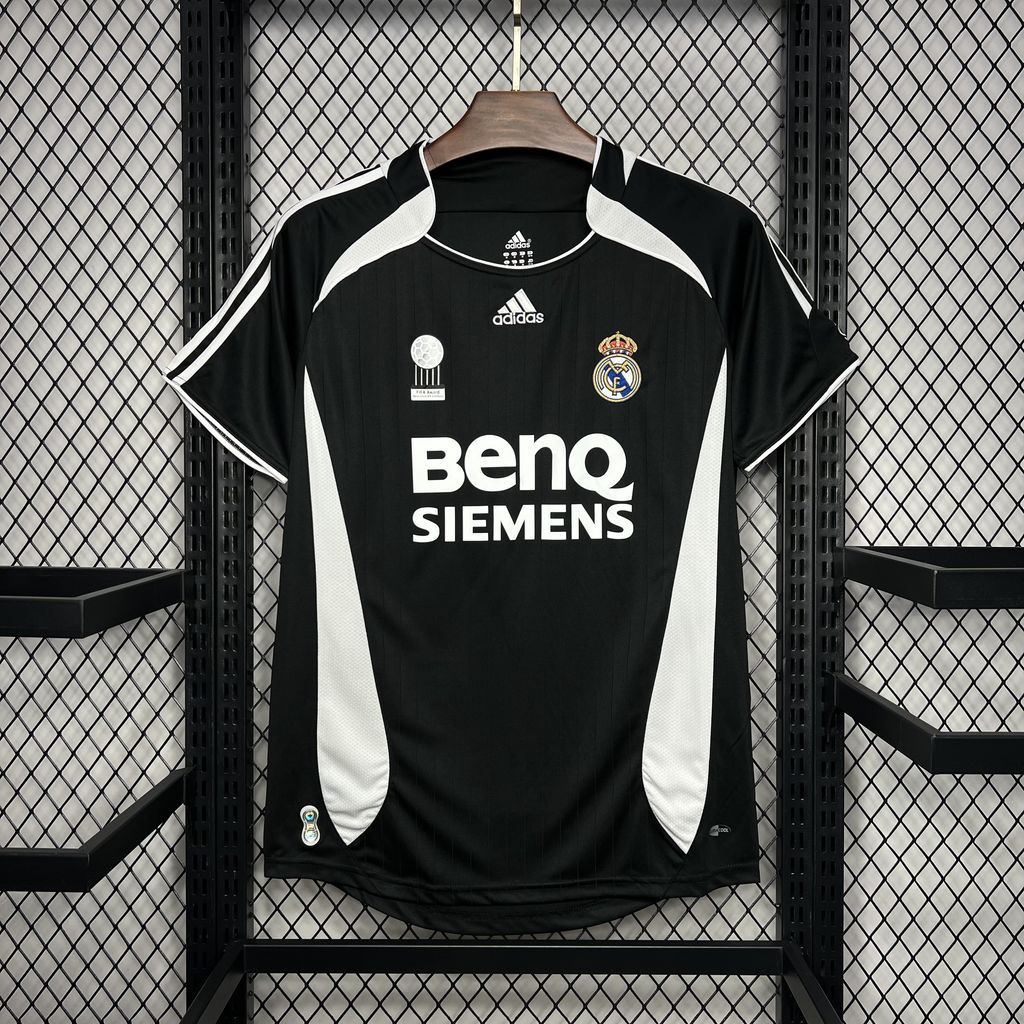 Real Madrid 2006-07 Third Away Retro Jersey