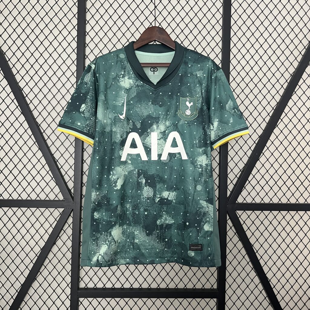 24-25 Tottenham Third Away