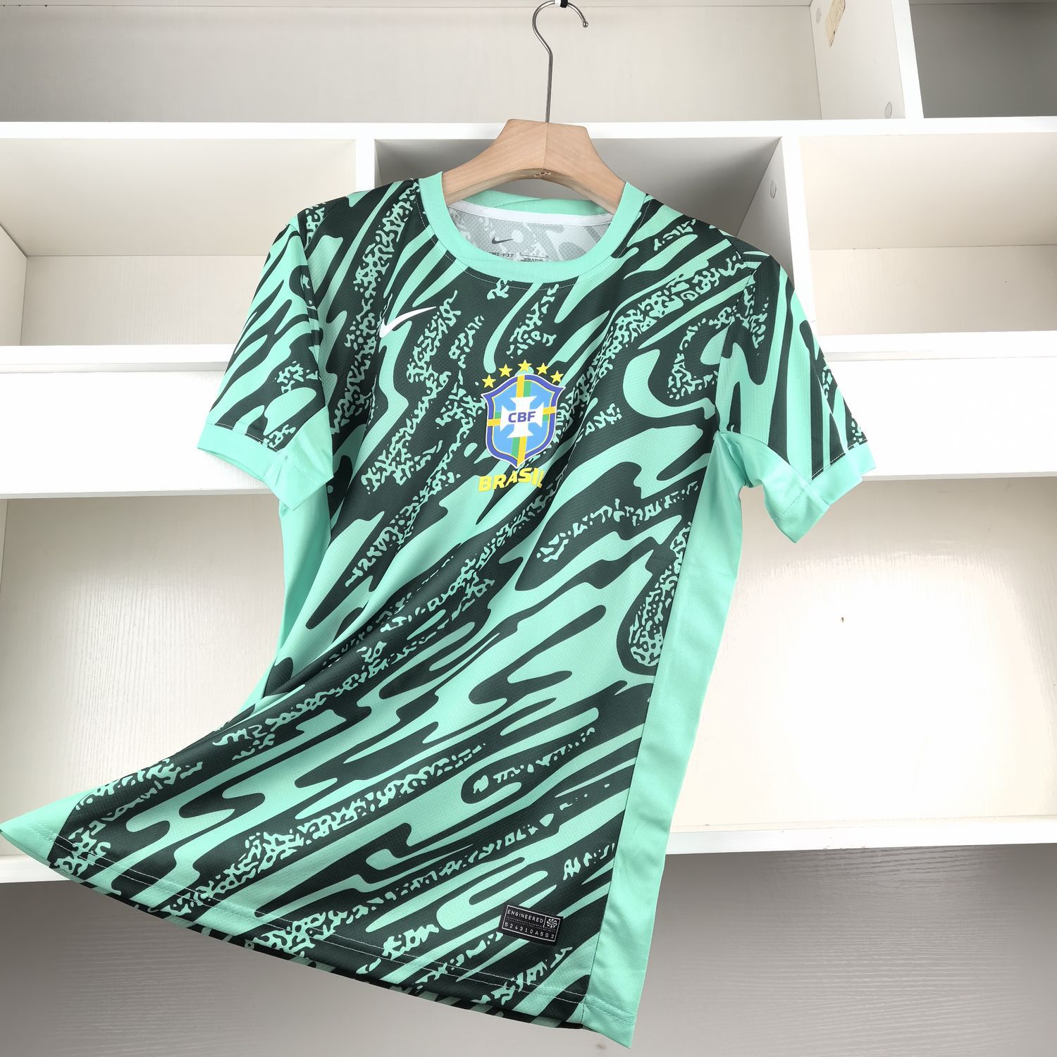 Camisa Brasil Treino 2024-25 - Verde Camisa Brasil Treino 2024-25 - Verde