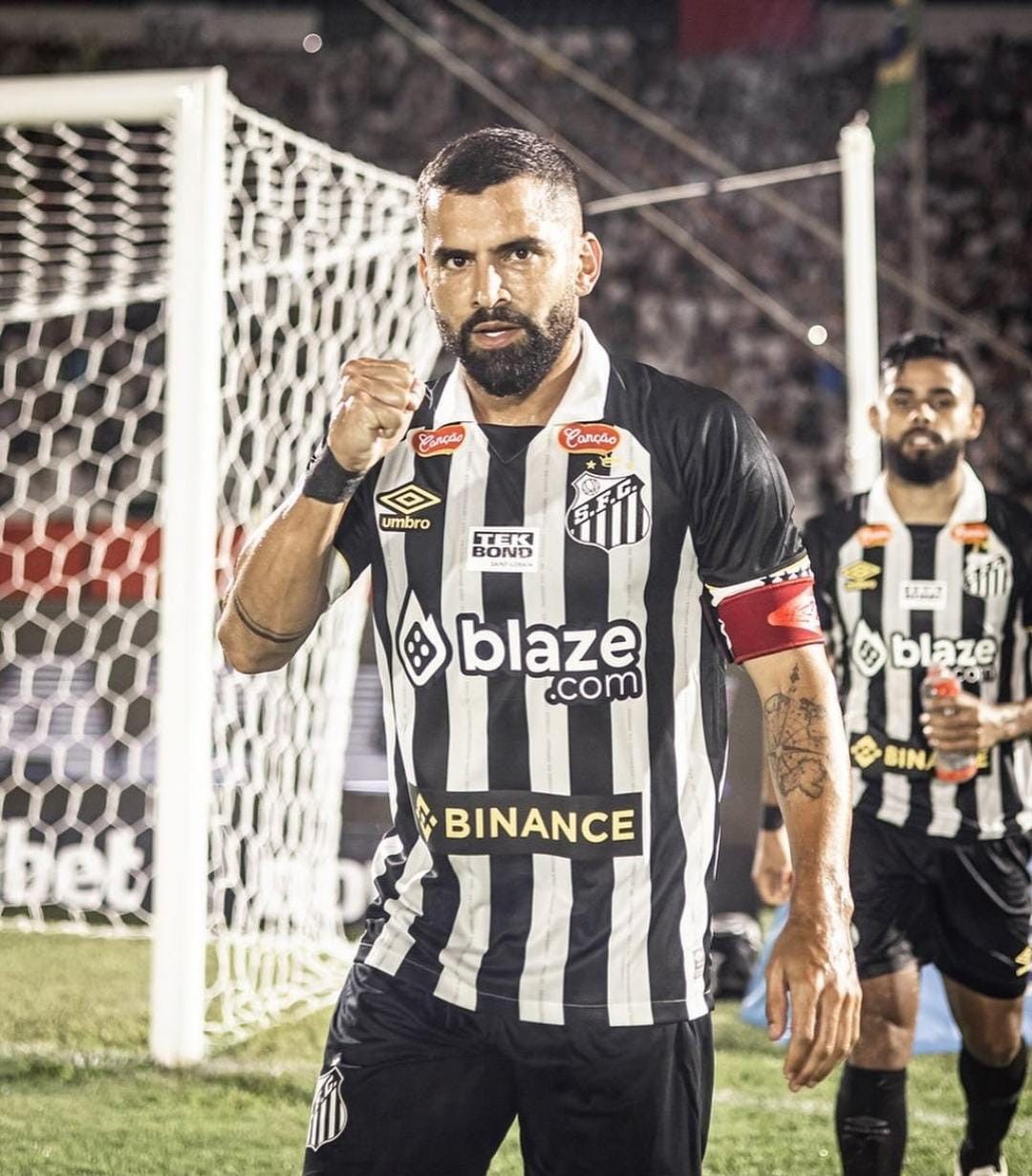 Santos 2024-25 - Versão patrocinada Santos 2024-25 - Versão patrocinada