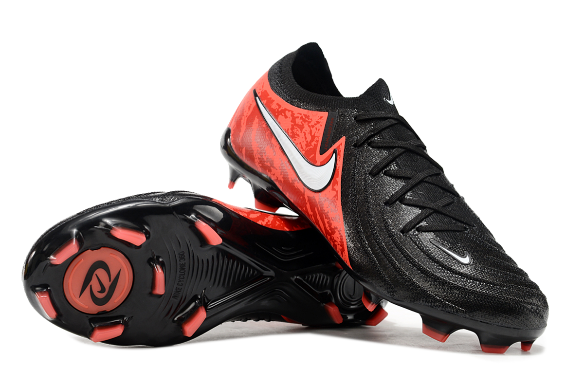Nike Phantom Boots🔥