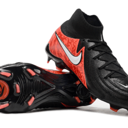 Nike Phantom Boots🔥