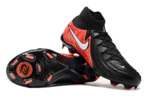 Nike Phantom Boots