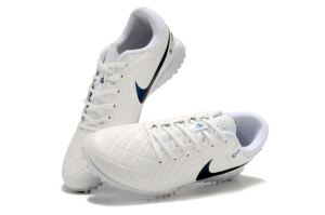 NIKE BOOTS