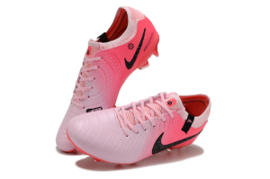 NIKE BOOTS