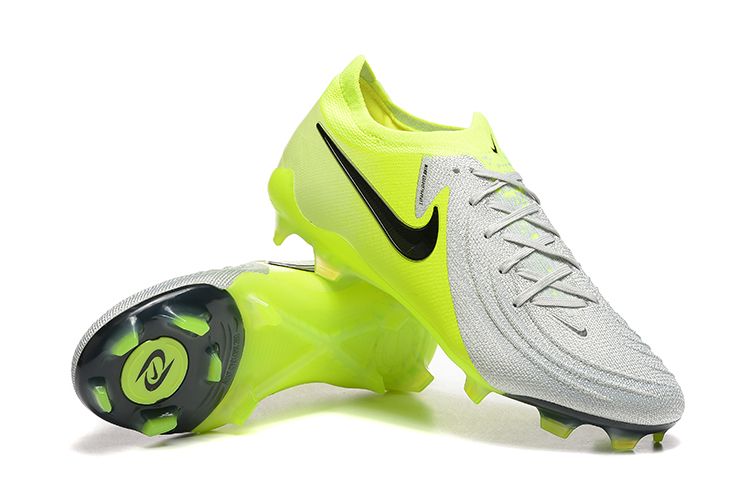 NIKE PHANTOM BOOTS🔥