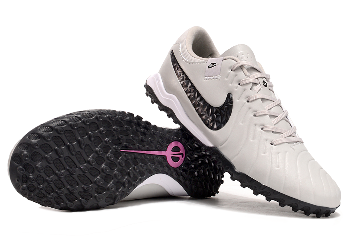 NIKE BOOTS🔥