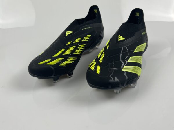 ADIDAS PREDATOR BOOTS