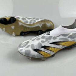 ADIDAS PREDATOR BOOTS🔥