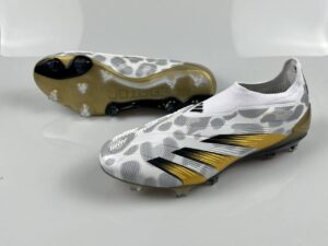 ADIDAS PREDATOR BOOTS